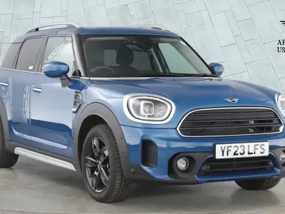 Begagnad Mini Cooper Countryman Classic 136 HK (100 kW) 2023 Blå SUV