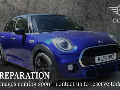 Usado Mini Cooper Hatch 134 CV (98 kW) 2019 Azul Utilitario