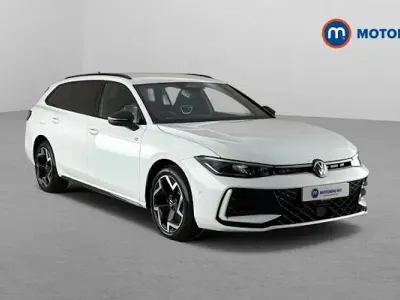 Used VW Passat R-line 204 HP (150 kW) 2025 White Estate