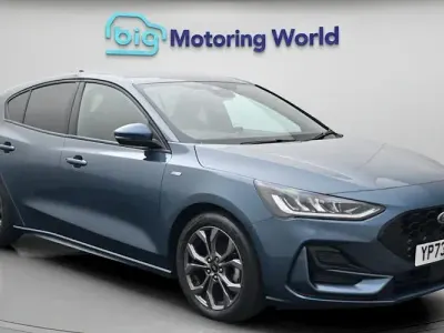 Used Ford Focus ST-Line 125 HP (91 kW) 2023 Blue Hatchback