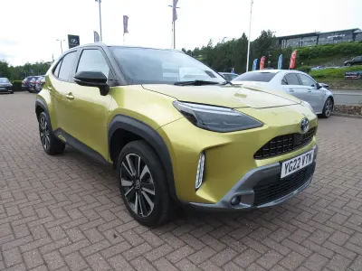 Used Toyota Yaris Edition 116 HP (85 kW) 2022 Yellow Hatchback