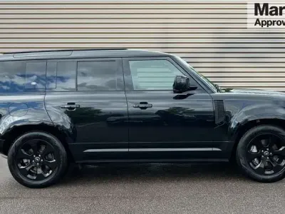 Usado Land Rover Defender SE Dynamic 2023 SUV