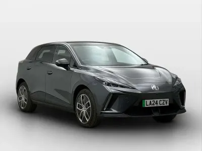 Begagnad MG MG4 EV Trophy 180 kW (245 HK) 2024 Grå Halvkombi