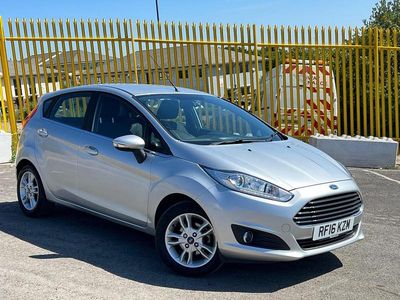 Silver Used 2016 Ford Fiesta Zetec Hatchback | £5,490 (Fair price)