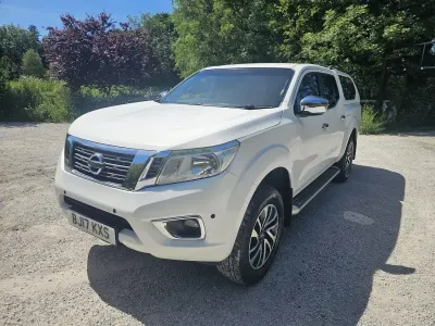 Used Nissan Navara N-Connecta 2017 White Pickup