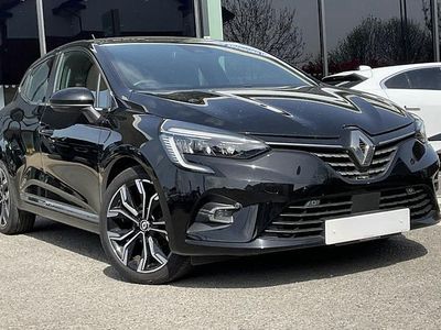 Używany Renault Clio V SE 90 KM (66 kW) 2022 Hatchback