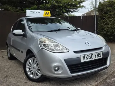 Używany Renault Clio II 2010 Srebrny Hatchback