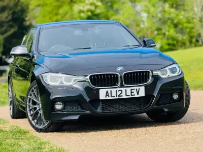 Usado BMW 330 M Sport 258 CV (189 kW) 2017 Negro Berlina