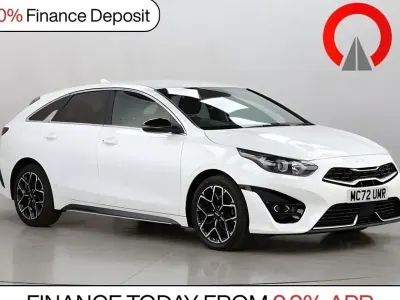 Begagnad Kia ProCeed GT-Line 158 HK (116 kW) 2023 Vit Kombi