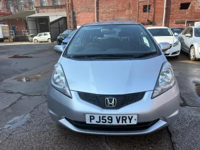 Used Honda Jazz ES 2010 Silver Hatchback
