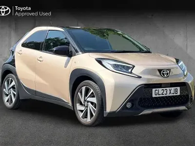 Used Toyota Aygo X 72 HP (52 kW) 2023 Ginger beige with black SUV