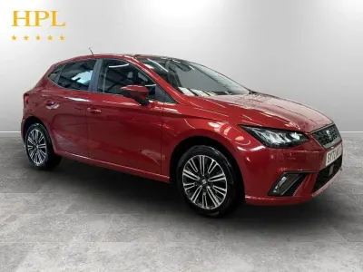 Usado Seat Ibiza SE 95 CV (69 kW) 2023 Rojo Utilitario