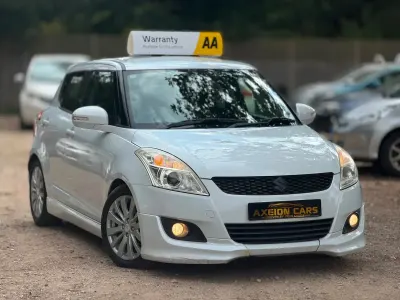 Used Suzuki Swift 82 HP (60 kW) 2012 White Hatchback