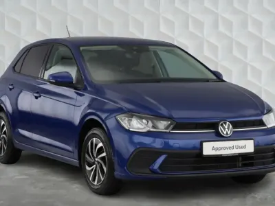 Used VW Polo Life 95 HP (69 kW) 2024 Blue Hatchback