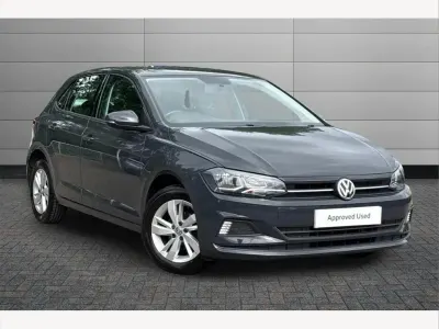 Used VW Polo SE 80 HP (58 kW) 2019 Urano grey Hatchback