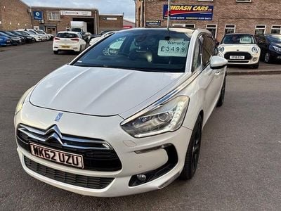 Used Citroën DS5 2012 White Hatchback