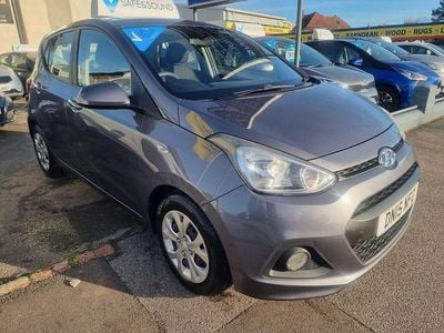 Grey Used 2015 Hyundai i10 SE Hatchback | £5,950 (Fair price)