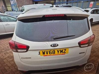 Used Kia Carens 133 HP (97 kW) 2018 White MPV