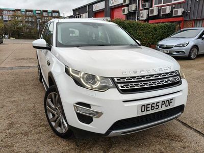 White Used 2015 Land Rover Discovery Sport HSE Luxury SUV | £10,495 (Fair price)