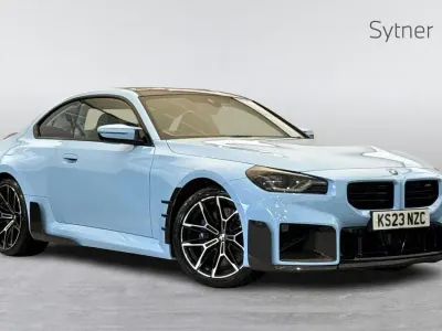 Begagnad BMW M2 Comfort Edition 454 HK (333 kW) 2023 Blå Sportkupé