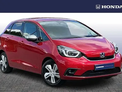 Used Honda Jazz Hybrid 109 HP (80 kW) 2021 Premium crystal red Hatchback