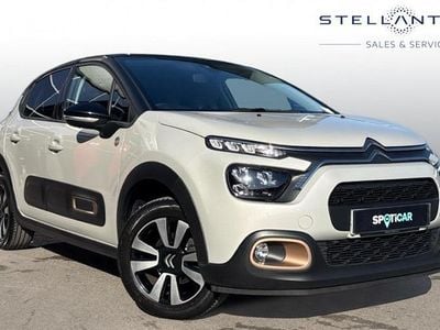 Used Citroën C3 PureTech 83 HP (61 kW) 2022 Red Hatchback