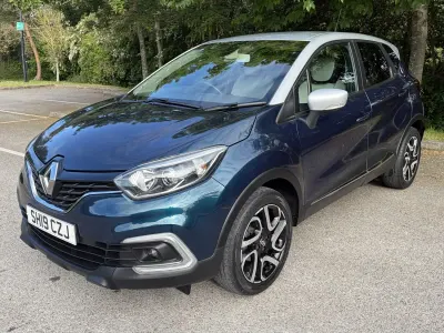 Second-hand Renault Captur Iconic 90 CP (66 kW) 2019 Albastru SUV