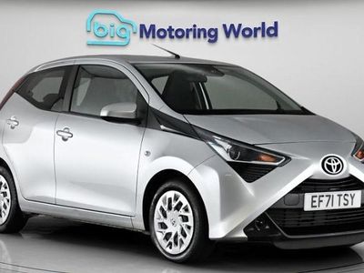 Used Toyota Aygo X-play 72 HP (52 kW) 2021 Silver Hatchback