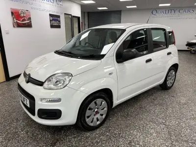 Gebraucht Fiat Panda Pop 69 PS (50 kW) 2016 Weiß Kleinwagen