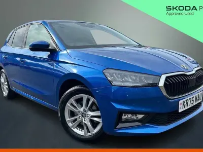 Used Skoda Fabia SE L 85 HP (62 kW) 2025 Race blue metallic Hatchback