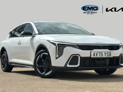 Used Kia K4 GT-Line 147 HP (108 kW) 2026 White Hatchback