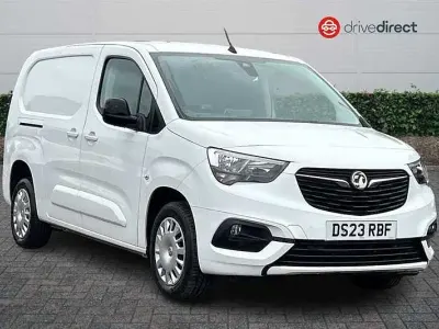 Used Vauxhall Combo 100 HP (73 kW) 2023 White MPV