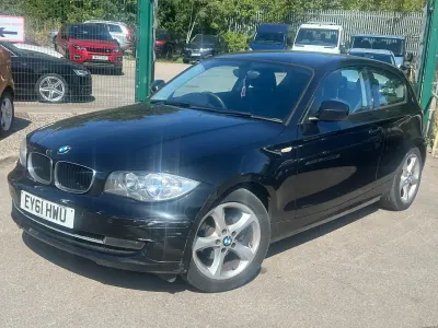 Used BMW 118 Sport Line 2011 Black Hatchback