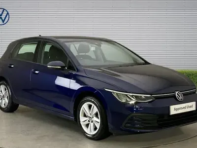 Used VW Golf VIII Life 131 HP (96 kW) 2024 Hatchback