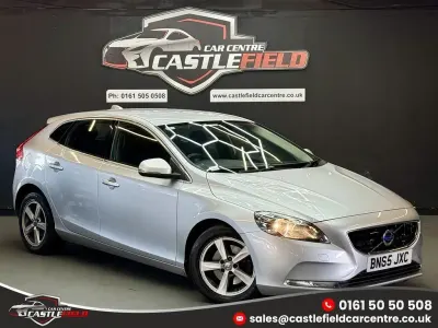 Used Volvo V40 SE 120 HP (88 kW) 2015 Silver Hatchback