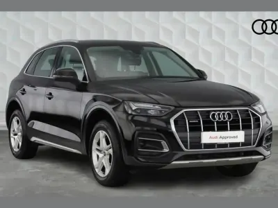 Używany Audi Q5 Sport 261 KM (191 kW) 2023 Czarny SUV