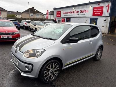 Używany VW up! 75 KM (55 kW) 2015 Srebrny Hatchback