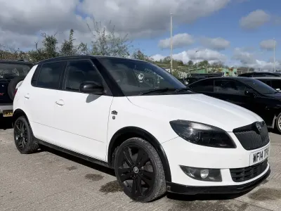 Usado Skoda Fabia Monte Carlo 105 CV (77 kW) 2014 Blanco Utilitario