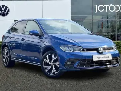 Usado VW Polo R-line 95 HP (69 kW) 2023 Azul Citadino