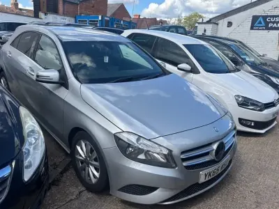 Begagnad Mercedes A180 SE 109 HK (80 kW) 2015 Silver Halvkombi