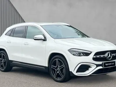 Used Mercedes GLA200 Executive 150 HP (110 kW) 2025 Polar white SUV