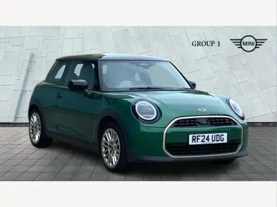 Used Mini Cooper Exclusive 200 HP (147 kW) 2024 Green Hatchback