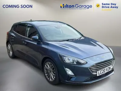 Begagnad Ford Focus Titanium X 120 HK (88 kW) 2020 Blå Halvkombi