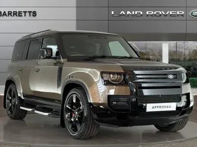 Used Land Rover Defender S 300 HP (220 kW) 2023 Brown SUV