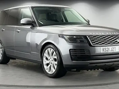 Used Land Rover Range Rover Vogue SE 300 HP (220 kW) 2021 Eiger grey SUV