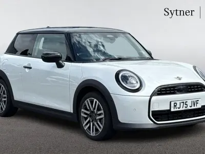 Used Mini Cooper Hatch 113 kW (154 HP) 2025 White Hatchback