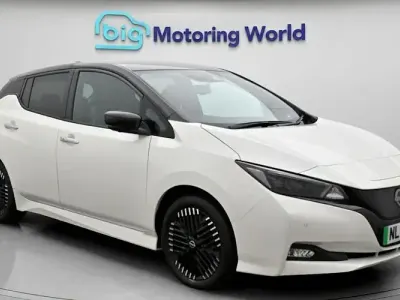 Used Nissan Leaf Tekna 110 kW (150 HP) 2024 White Hatchback