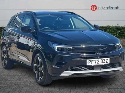 Second-hand Vauxhall Grandland X Ultimate 130 CP (95 kW) 2022 Negru SUV