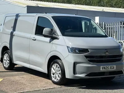 Begagnad VW Transporter Pro 2025 Grå Van