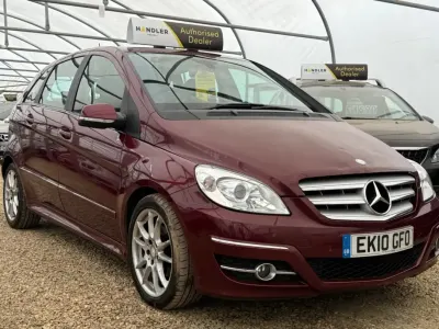 Begagnad Mercedes B180